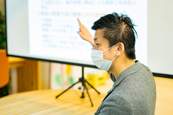 堀田氏