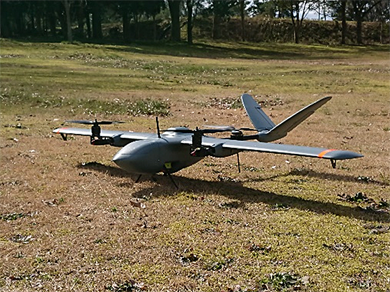 固定翼・垂直離陸型ドローンFUTVTOL-1