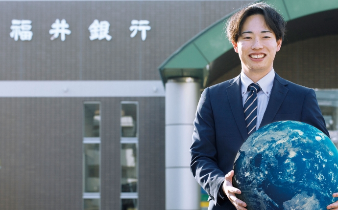 先輩インタビュー